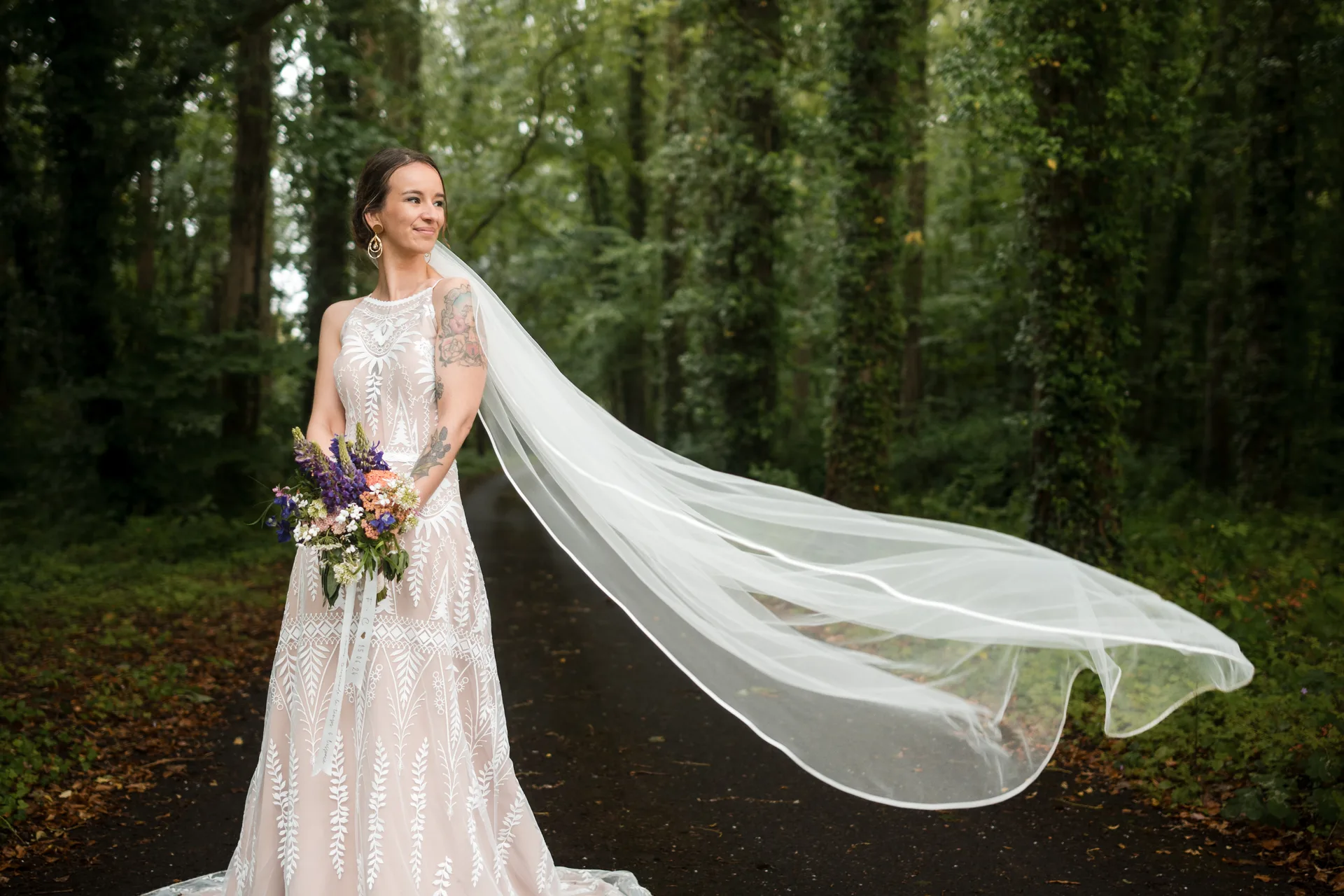 Mariage — silhouette en contre-jour