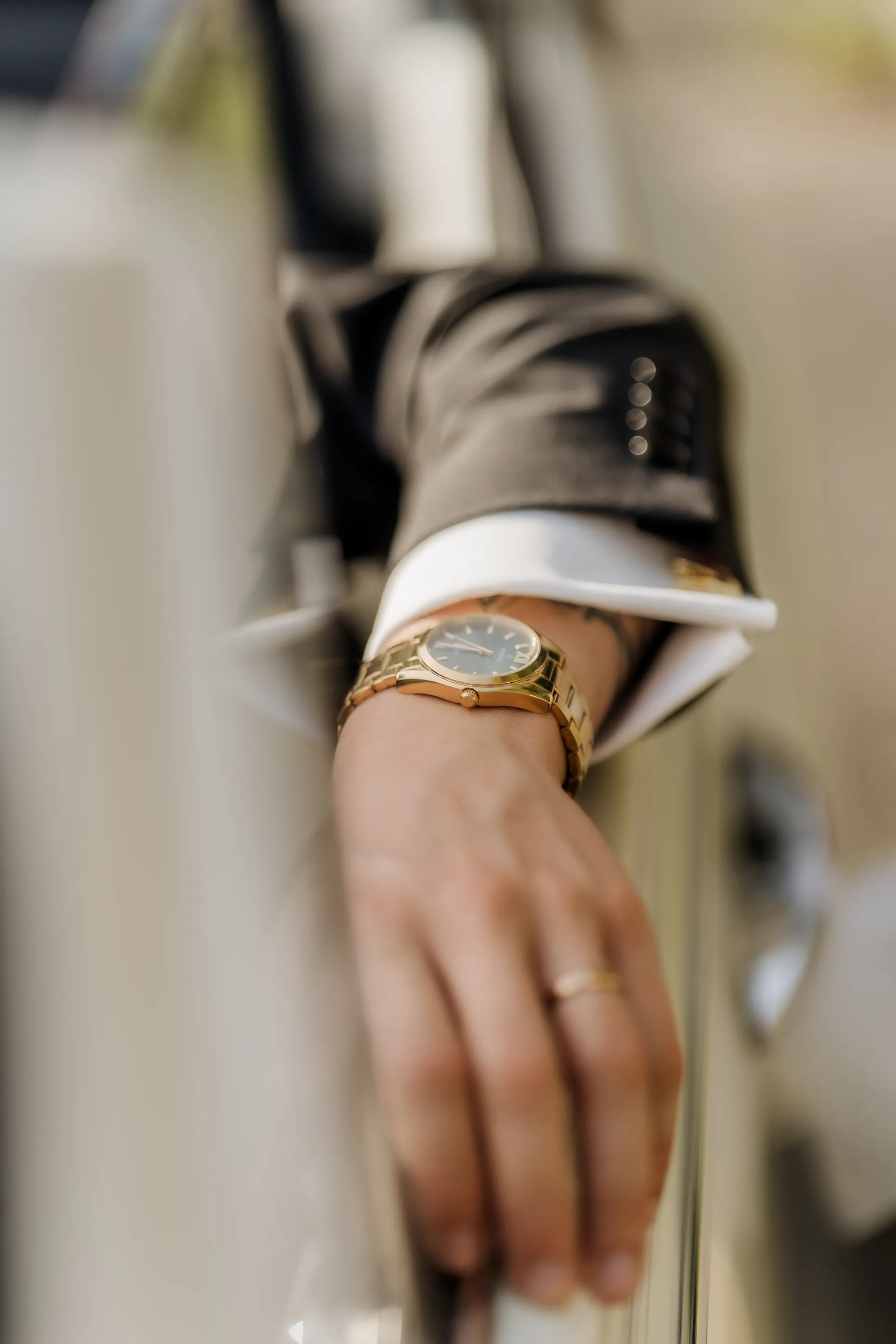 Mariage — portrait en lumière dorée